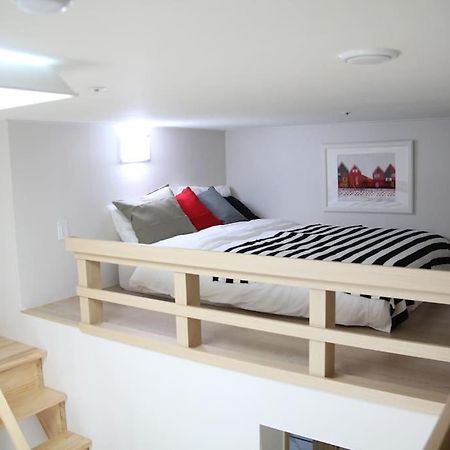סיאול Lotte World Lake View Loft מראה חיצוני תמונה